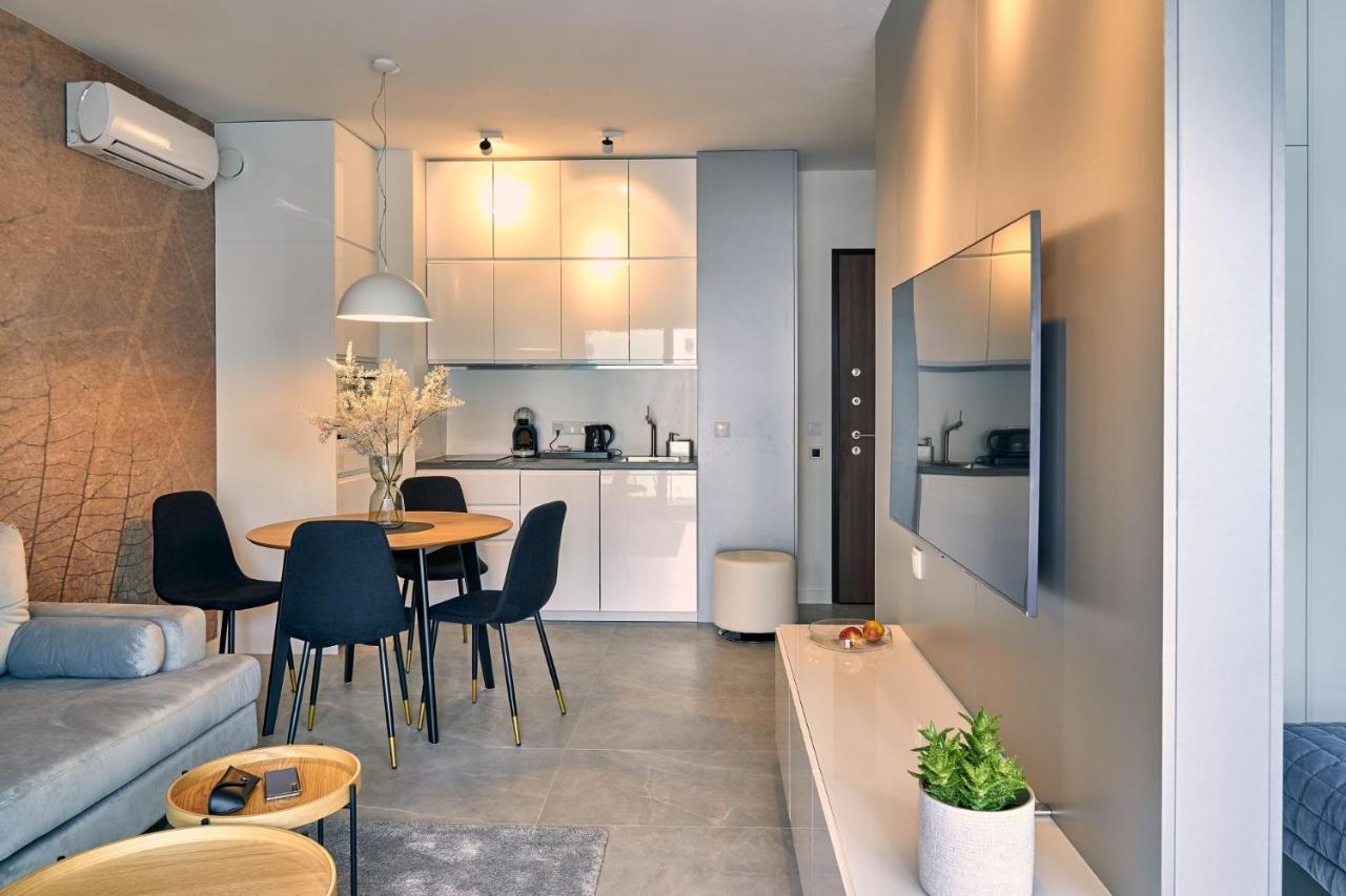 Mennica Residence Deluxe Varsovie Extérieur photo