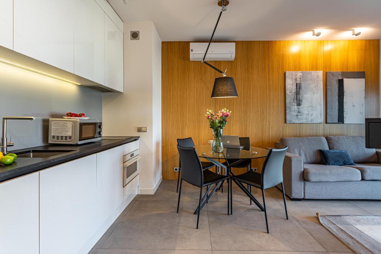 Mennica Residence Deluxe Varsovie Extérieur photo